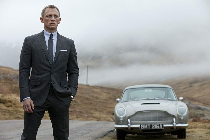 tab_Daniel-Craig-in-Skyfall-(2012)-1552543992406