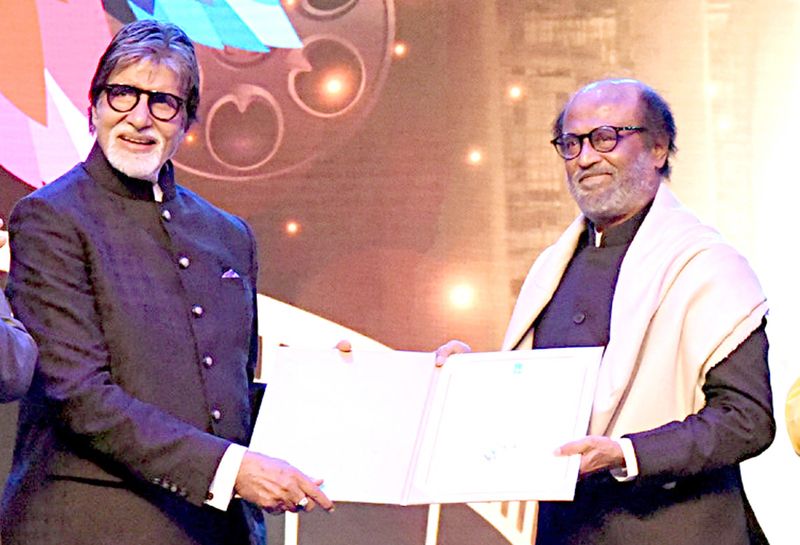 Amitabh Bachchan honors Cinestar Rajinikanth