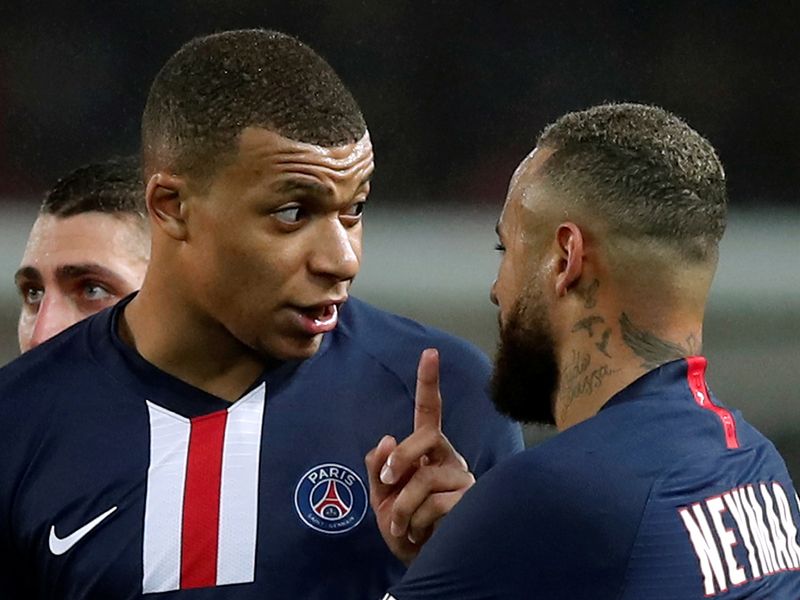 Kylian Mbappe speaks to PSG teammate Neymar