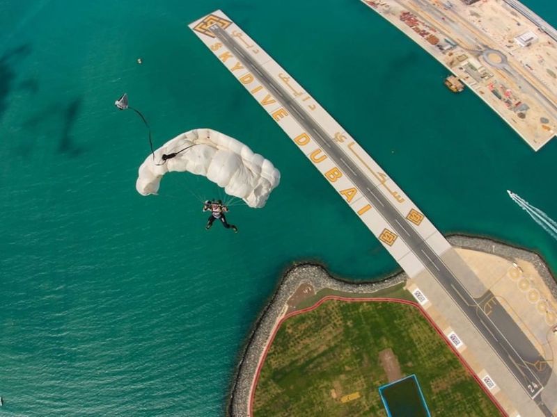 skydivedubai