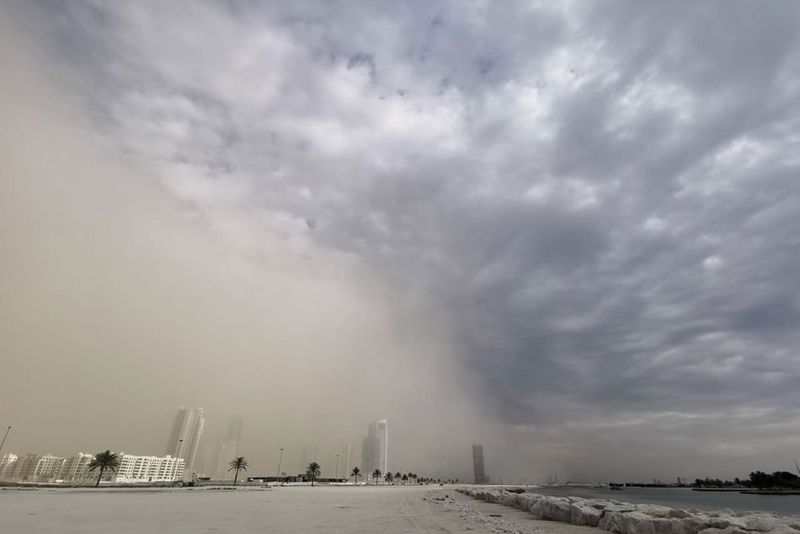 Strong winds, dust storm across the UAE