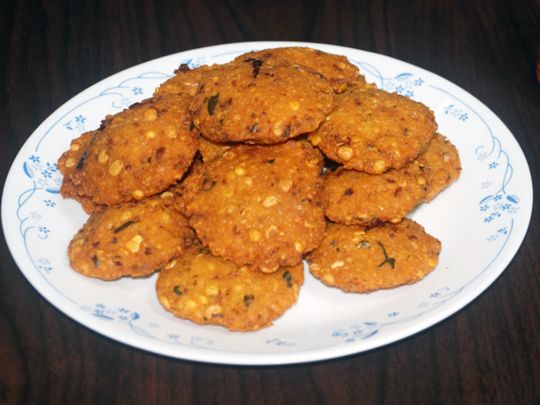 parippu-vada