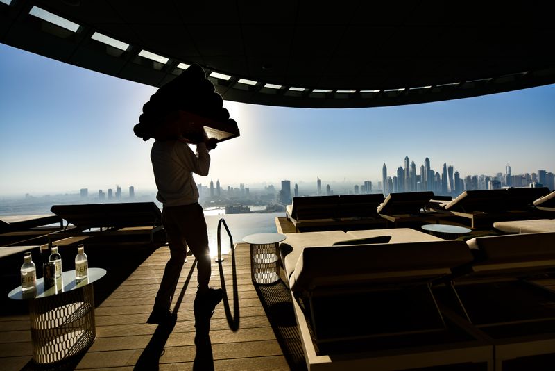 AURA SKY POOL VIEWS