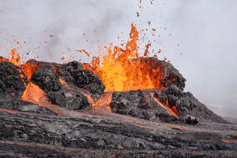 Copy of Iceland_Volcano_32689.jpg-19289-1659584688886