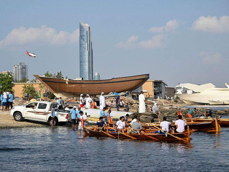 traditional rowing race