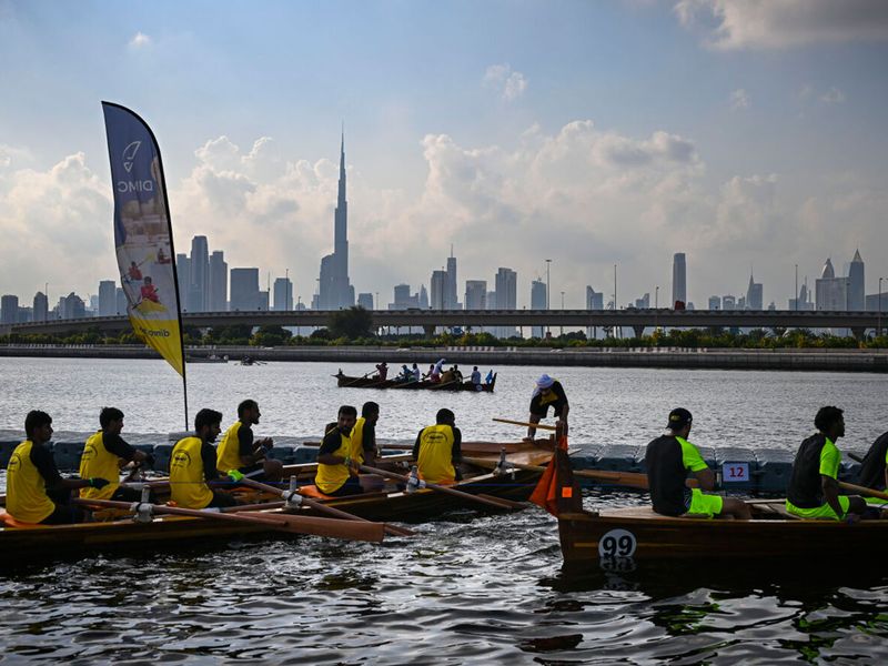 traditional rowing race