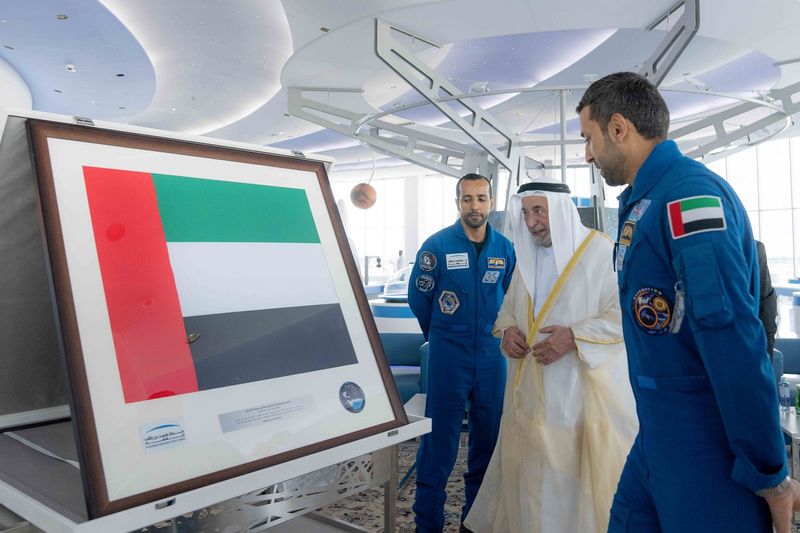 Dr Sheikh Sultan meets UAE astronauts