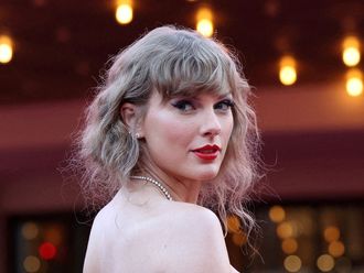 2023-12-07T141817Z_713332156_RC2OQ3AXXO2N_RTRMADP_3_YEAR-END-TAYLORSWIFT-(للقراءة فقط)