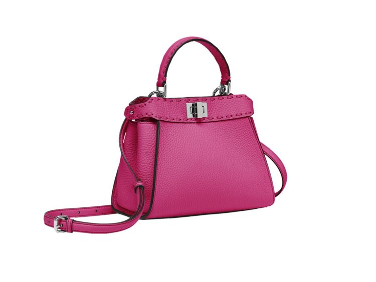 Fendi, Peekaboo ISeeU Small Bag ( 22,000 AED)