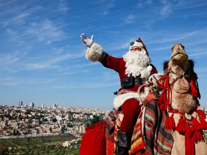 20231224 santa jerusalem