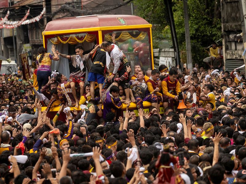 2024-01-09T063701Z_765850273_RC24E5A0KOEZ_RTRMADP_3_RELIGION-PHILIPPINES-BLACK-NAZARENE