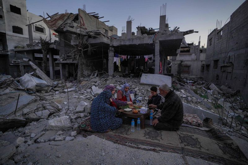 GAZA IFTAR 1-1710252168380